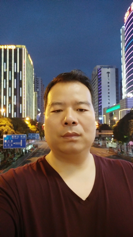 相爱一辈子的第一张照片--广州相亲服务中心