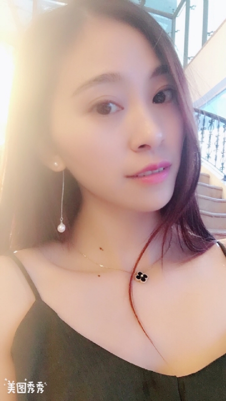 隨風的云的第一张照片--广州相亲服务中心