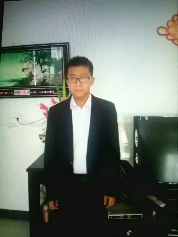 依然疼痛的第一张照片--广州相亲服务中心