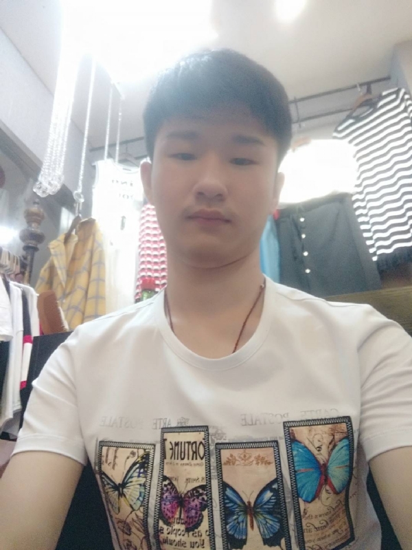 许你一世的第一张照片--广州相亲服务中心