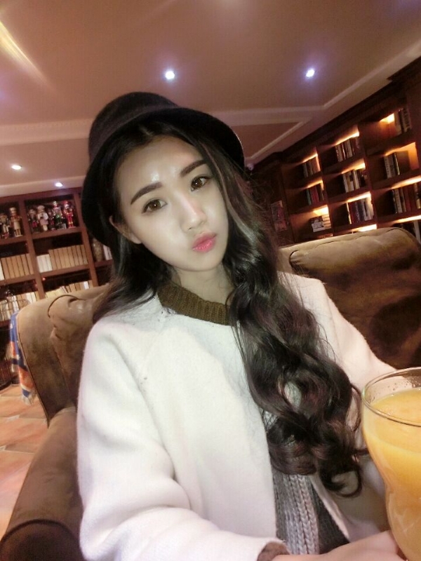 气质小妹的第三张照片--广州相亲服务中心