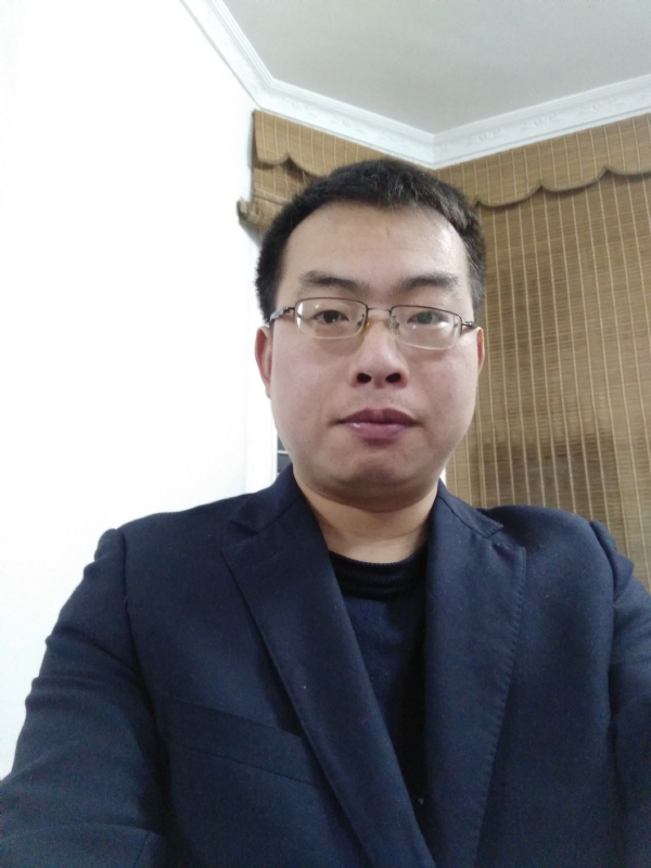 简单爱的第一张照片--广州相亲服务中心