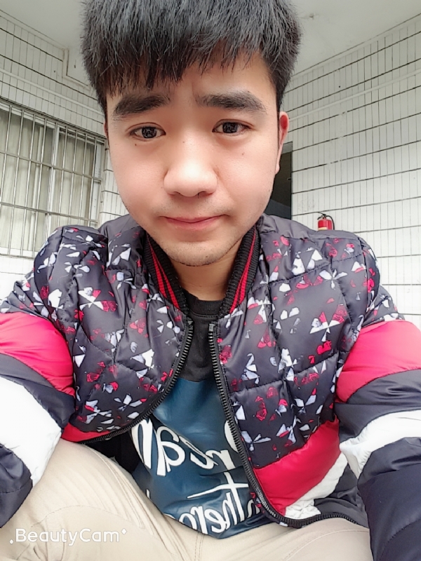 梦回少年的第一张照片--广州相亲服务中心