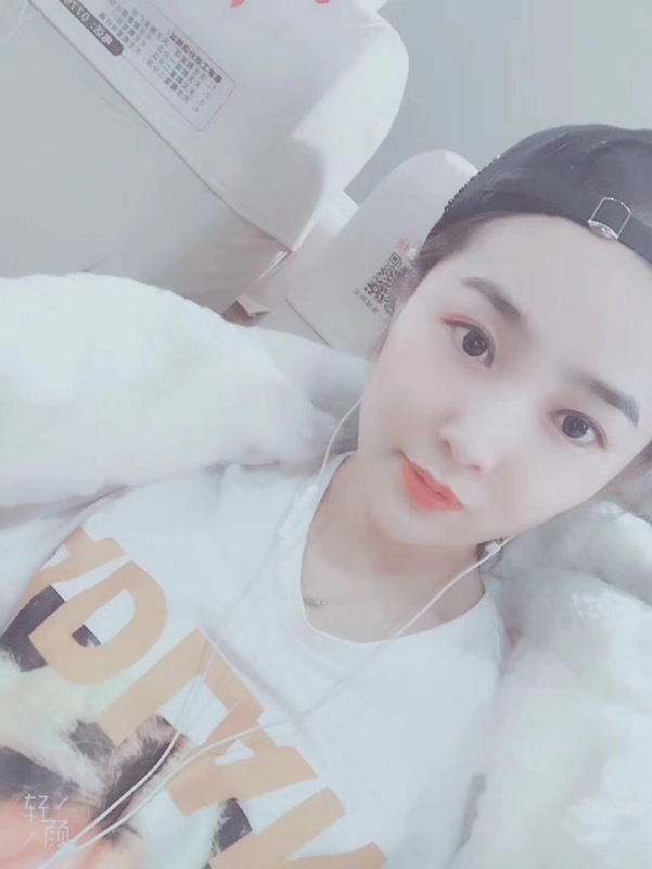 时光浅夏的第三张照片--广州相亲服务中心