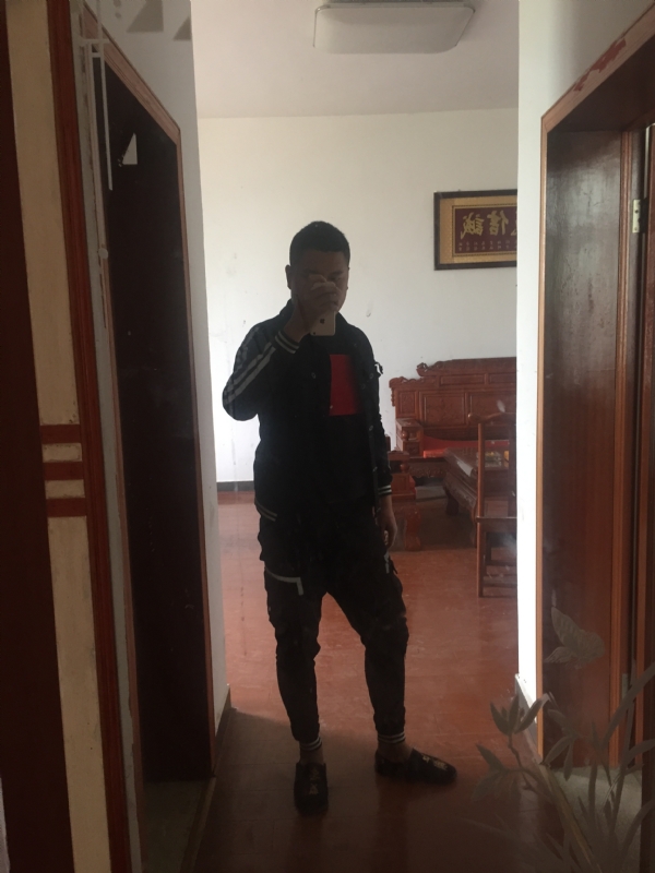 MC无所畏惧的第一张照片--广州相亲服务中心