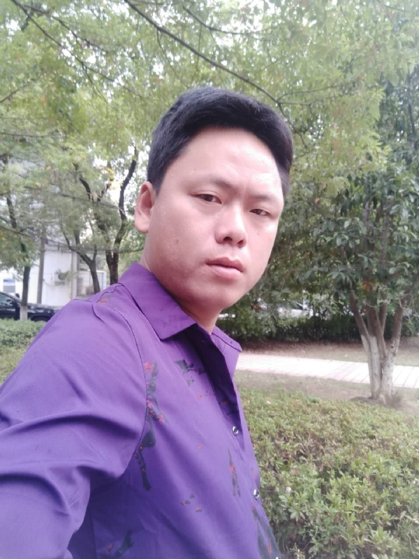 黄龙飞的第一张照片--广州相亲服务中心