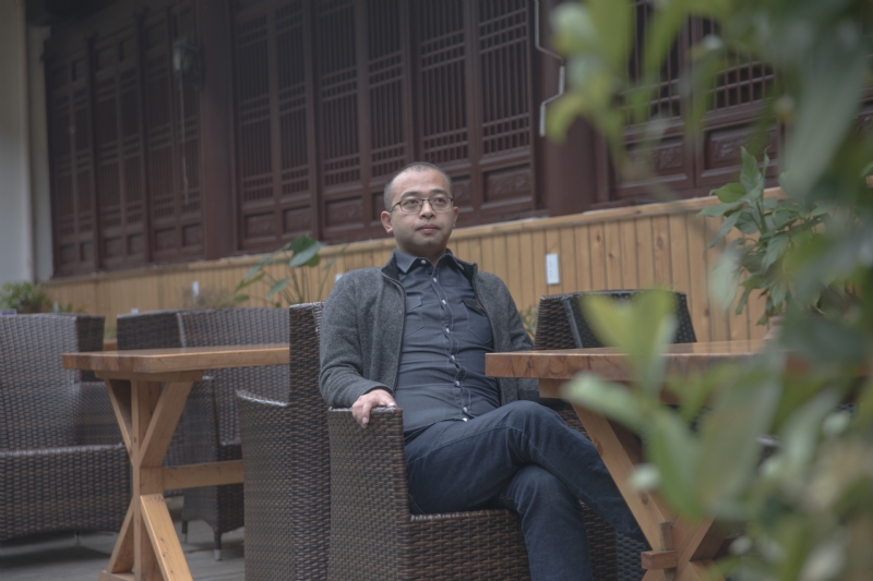 世界那么大的第一张照片--广州相亲服务中心