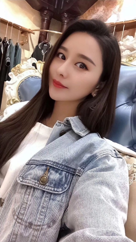 李珊珊的第一张照片--广州相亲服务中心