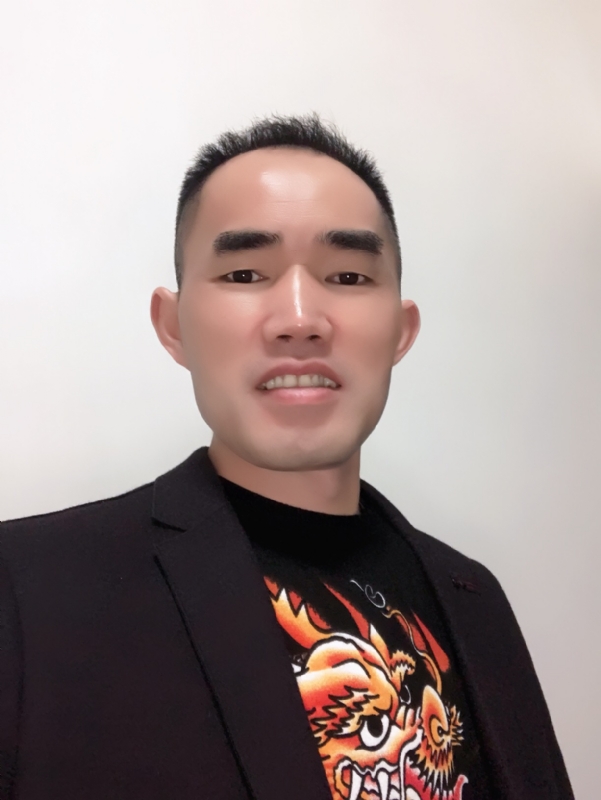 遇上对的人的第一张照片--广州相亲服务中心