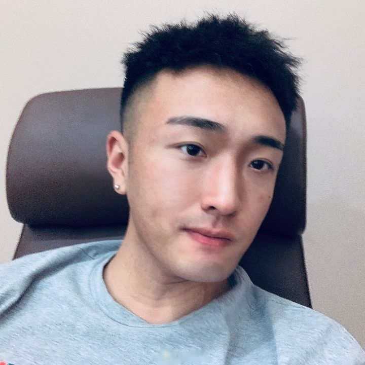 单公子的第一张照片--广州相亲服务中心