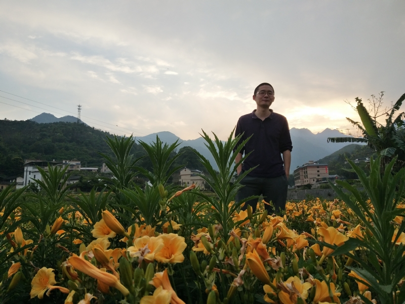 黄晓东的第一张照片--广州相亲服务中心