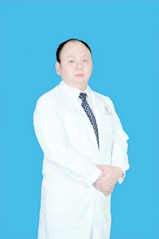 小村医的第一张照片--广州相亲服务中心