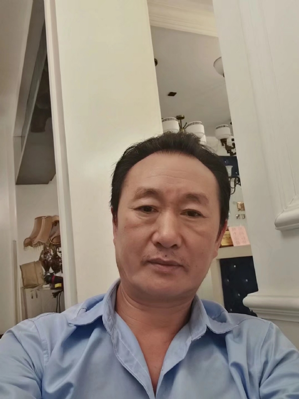 青松的第一张照片--广州相亲服务中心