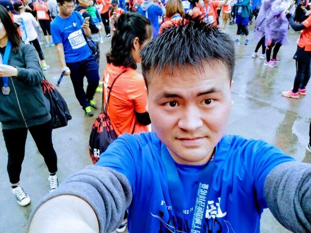 小五在跳舞的第一张照片--广州相亲服务中心