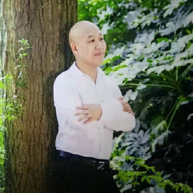 郑鑫牵手的第一张照片--广州相亲服务中心