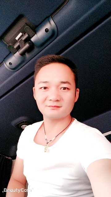 平凡的第一张照片--广州相亲服务中心