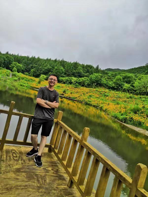 正能量的第三张照片--广州相亲服务中心