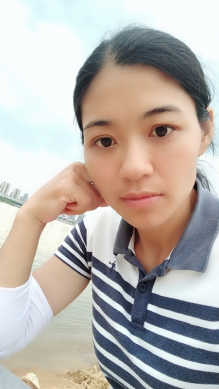 梅子的第一张照片--广州相亲服务中心