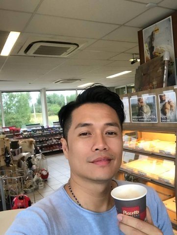 短歌的第一张照片--广州相亲服务中心