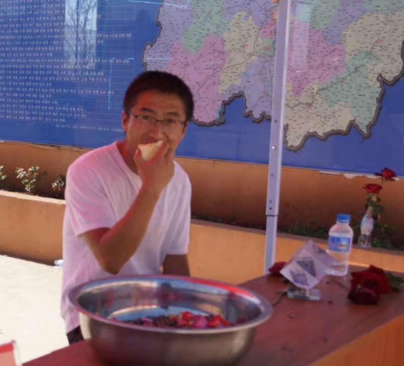 寻水的第一张照片--广州相亲服务中心