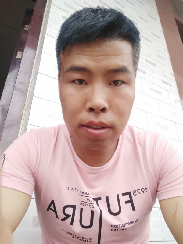 守护爱情的第一张照片--广州相亲服务中心