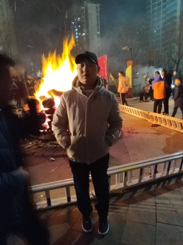 爱情里的俩个人的第二张照片--广州相亲服务中心