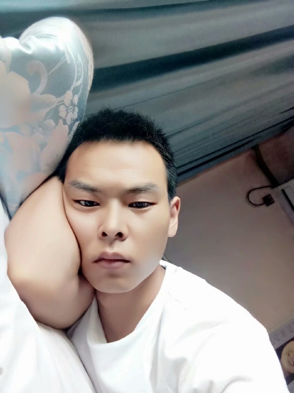 琪子心的第一张照片--广州相亲服务中心