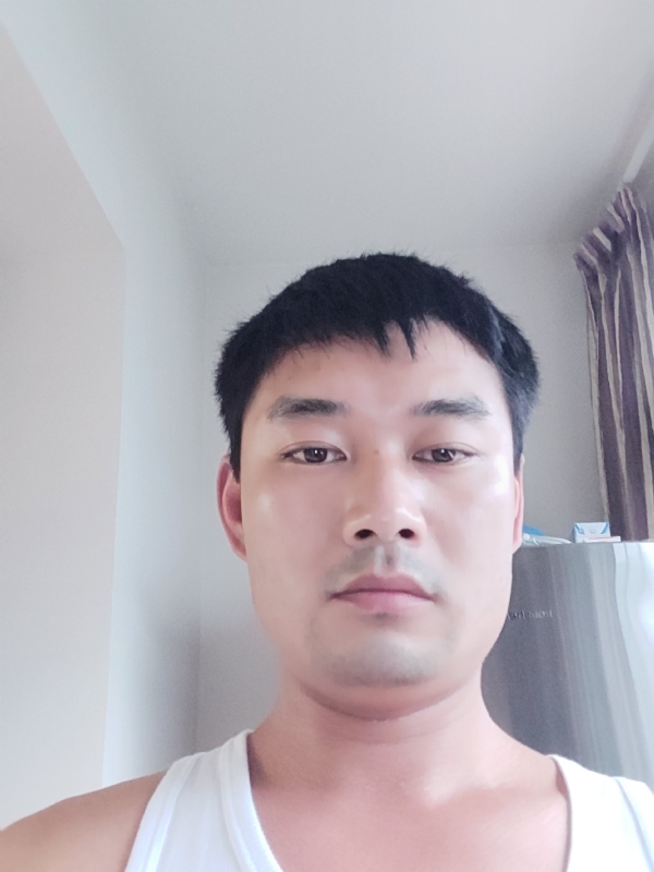 MM的第一张照片--广州相亲服务中心