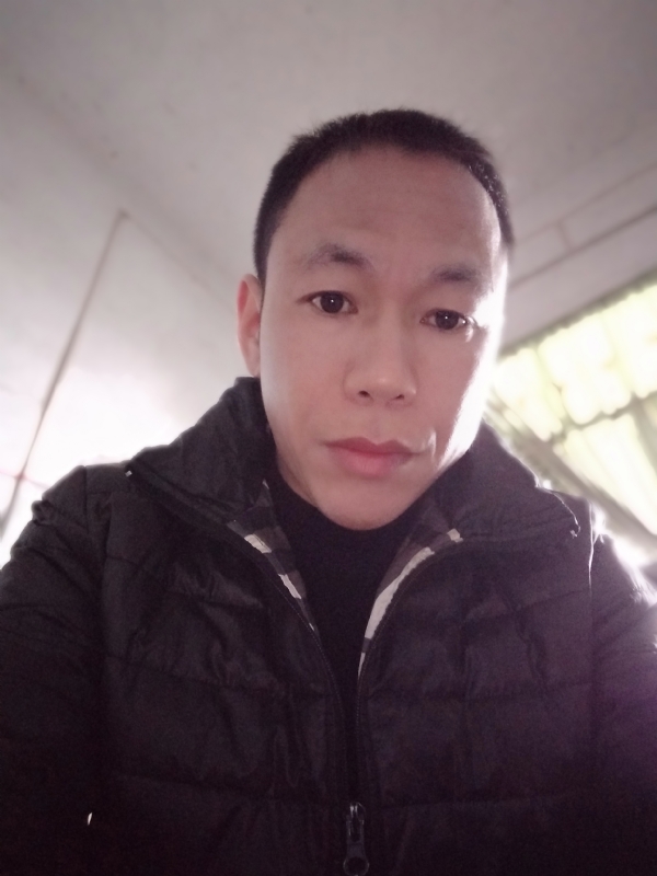 相信真爱的第一张照片--广州相亲服务中心