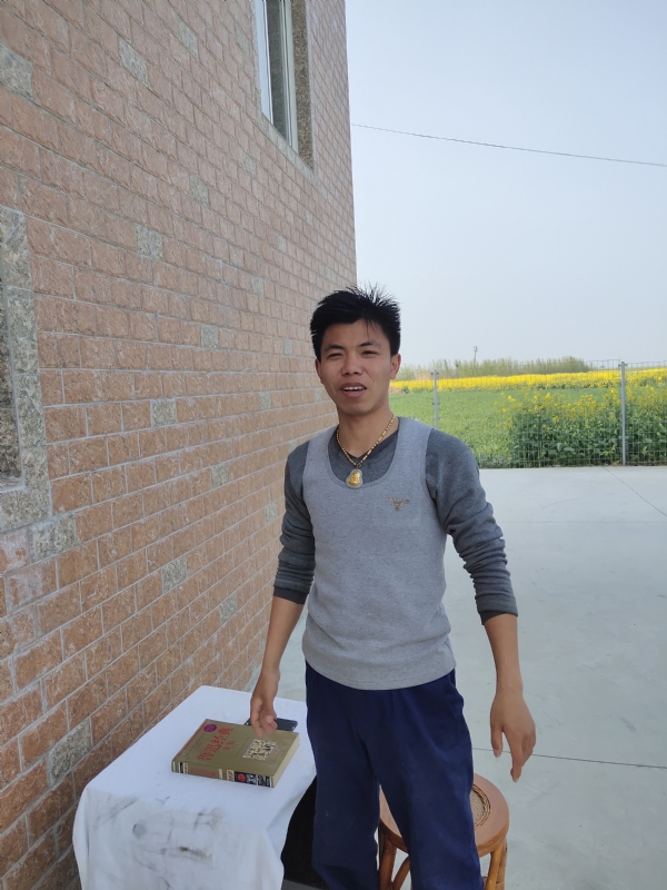 雷的第一张照片--广州相亲服务中心