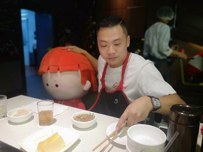 逆行的第一张照片--广州相亲服务中心