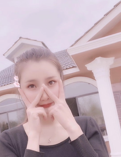 小媛的第一张照片--广州相亲服务中心