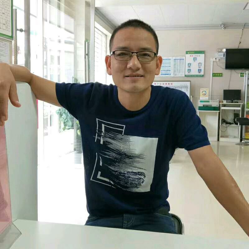 人生就像高尔夫的第一张照片--广州相亲服务中心