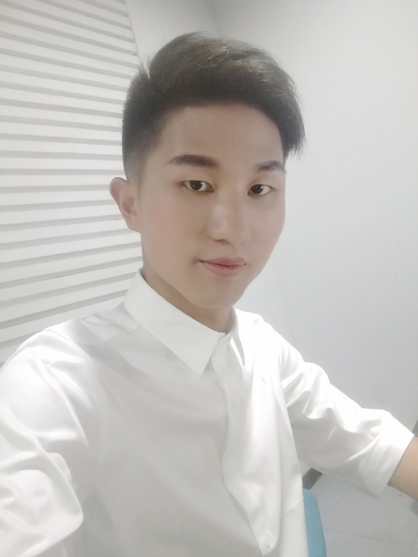 MrLi的第一张照片--广州相亲服务中心