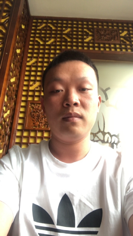 唐子龙的第二张照片--广州相亲服务中心