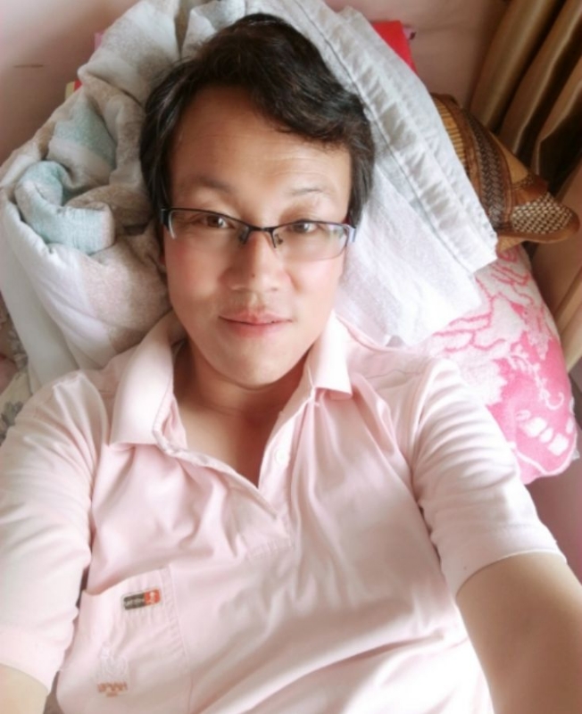 一吻天荒的第一张照片--广州相亲服务中心