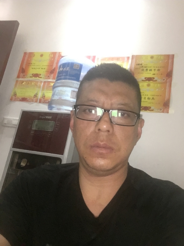牵手的第二张照片--广州相亲服务中心