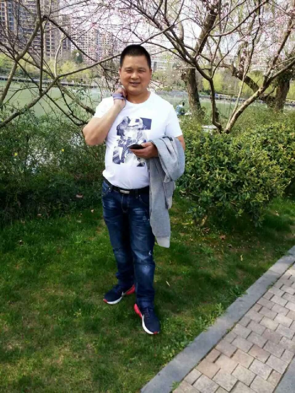 纯爷们的第二张照片--广州相亲服务中心