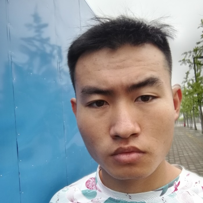 爱一个哦的第一张照片--广州相亲服务中心
