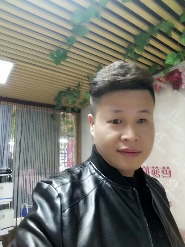 萧郎的第一张照片--广州相亲服务中心