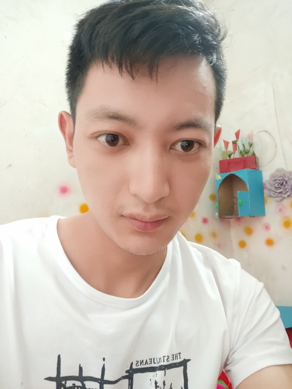 笑对人生的第一张照片--广州相亲服务中心