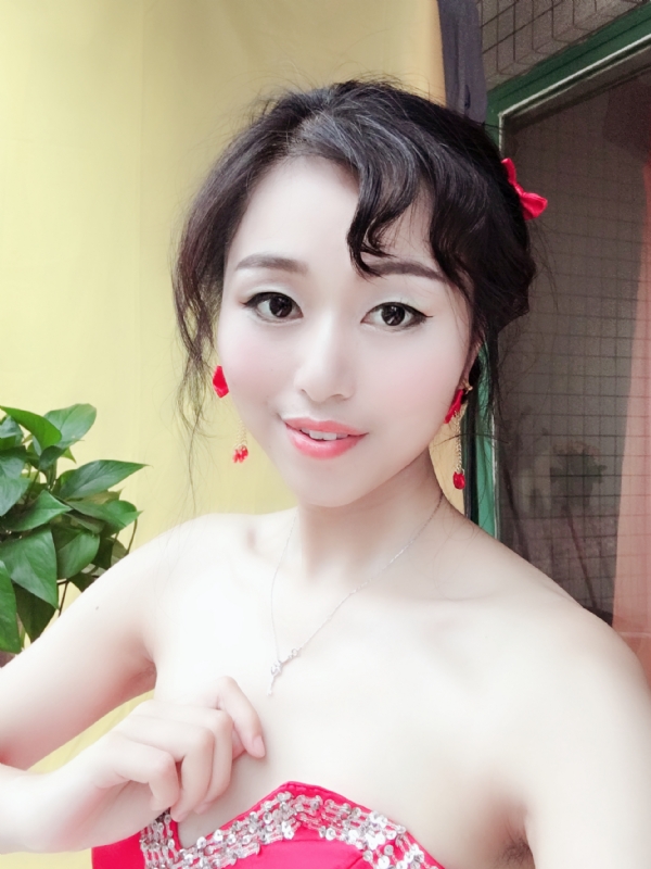薇薇的第一张照片--广州相亲服务中心