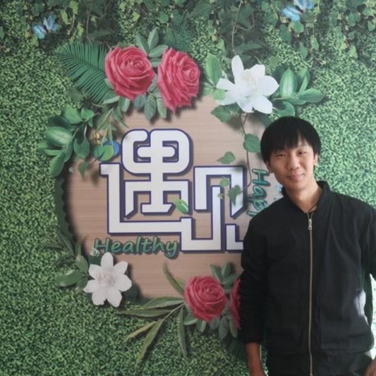 影视人~混爷张的第一张照片--广州相亲服务中心