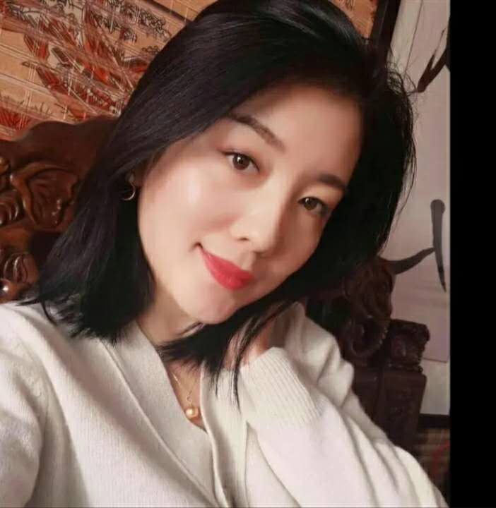 陈旧的第一张照片--广州相亲服务中心