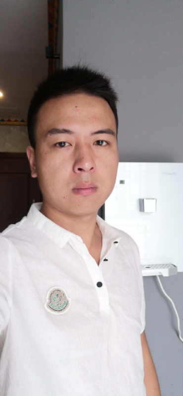 与卿共舞的第一张照片--广州相亲服务中心