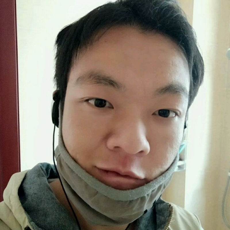 泡沫哭泣的第一张照片--广州相亲服务中心