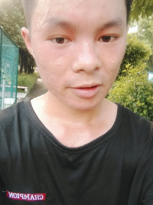 楠呐的第二张照片--广州相亲服务中心