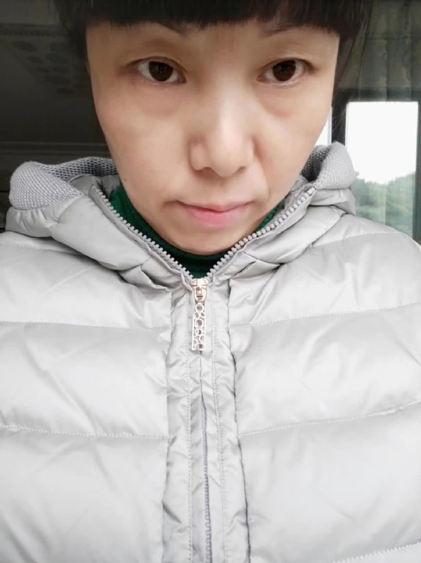 一抹幽蓝的第一张照片--广州相亲服务中心