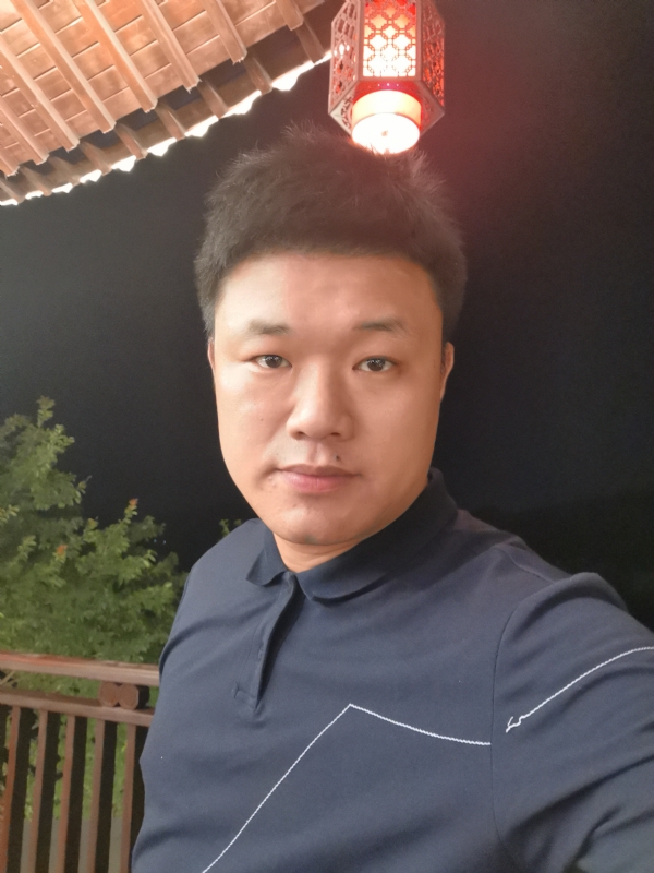 耿直boy的第一张照片--广州相亲服务中心