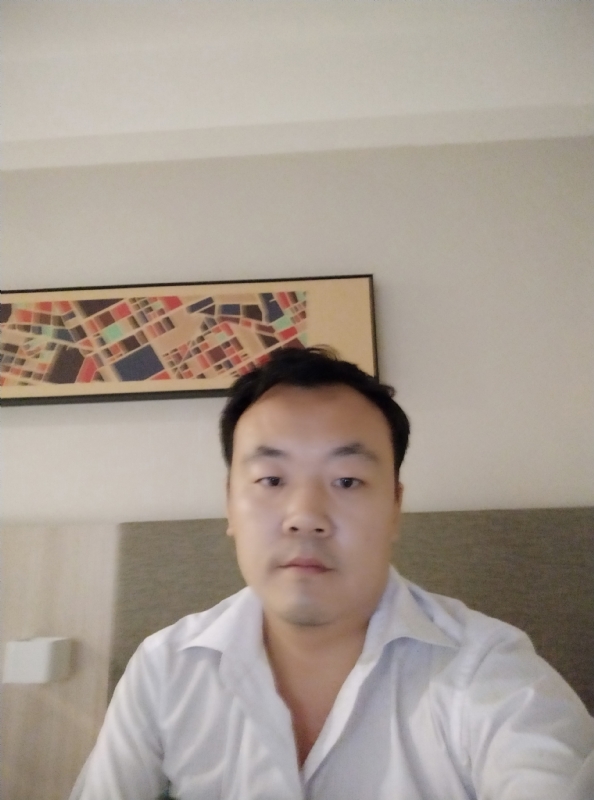落叶寂寞的第一张照片--广州相亲服务中心